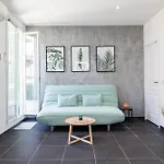 Large & Quiet 1 Bdr At Port Nizza