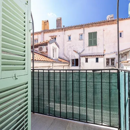 Large & Quiet 1 Bdr At Port Apartment