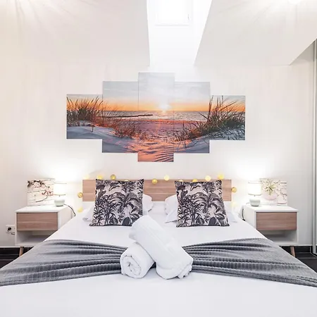 Large & Quiet 1 Bdr At Port Apartmán